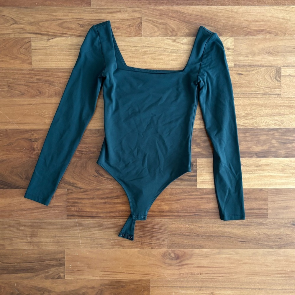 Aritzia Hunter Green Long Sleeve Bodysuit with Square Neckline